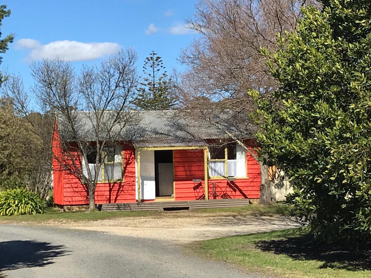 Somerset Beachside Cabin And Caravan Park ภายนอก รูปภาพ