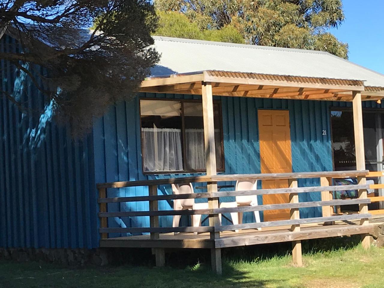 Somerset Beachside Cabin And Caravan Park ภายนอก รูปภาพ