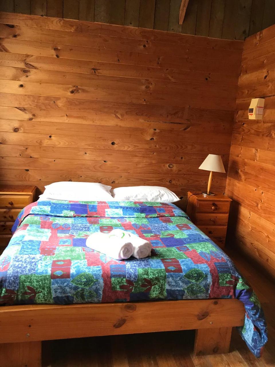 Somerset Beachside Cabin And Caravan Park ภายนอก รูปภาพ
